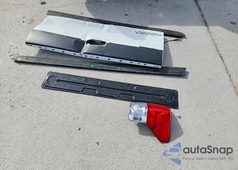 2010 Toyota Tundra Grade из США, поврежденный, VIN 5TFRM5F15AX018883